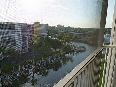 4th image of 4351 Bay Beach Ln APT 633