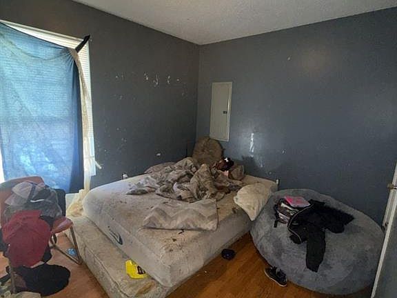 5th image of 3462 Lawton Rd