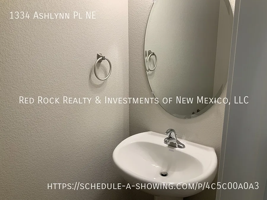 Brand New Luxury 3BR/2.5BTH Townhome in Rio Rancho! — Photo 2