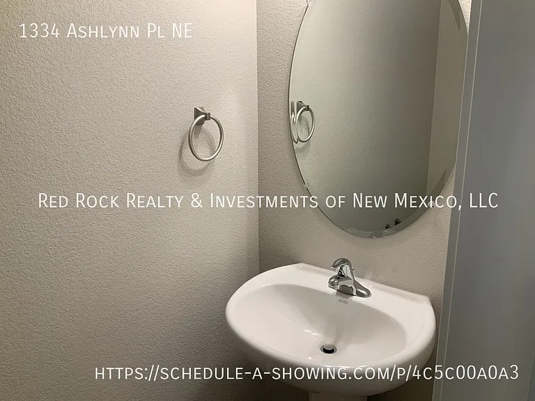 1334 Ashlynn Pl NE — Photo 2