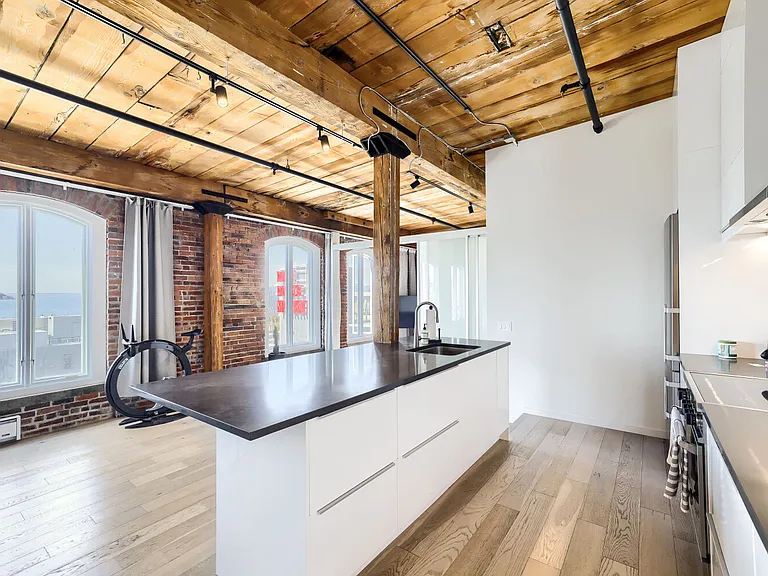 1507 Western Ave #602 — Photo 13