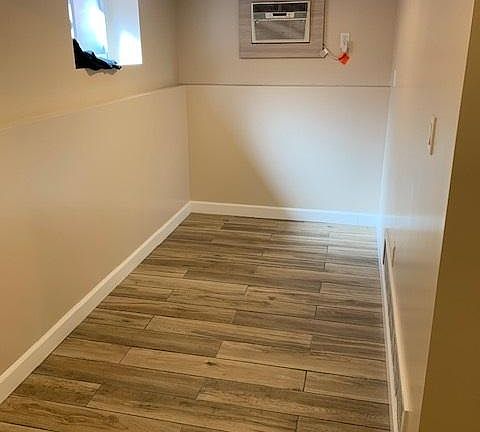 5th image of 9609 23rd Ave #1