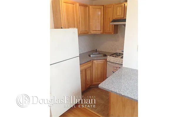 Rented by Douglas Elliman | media 60