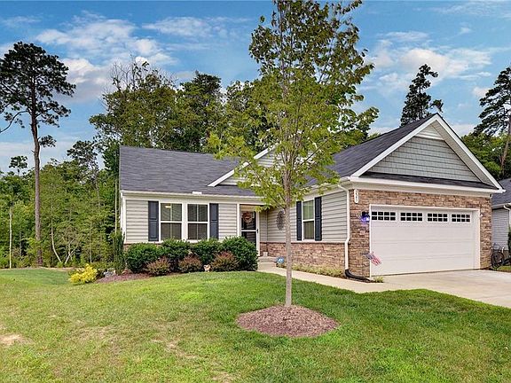 2nd image of 225 Valley Gate Ln