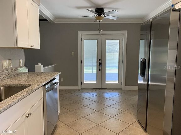 5th image of 3953R Lake Mira Dr