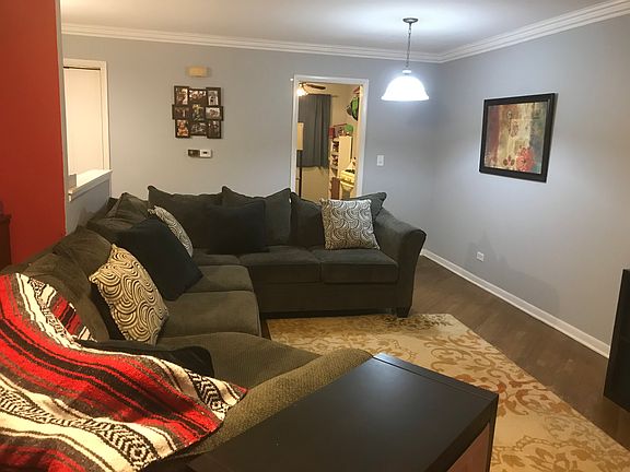5th image of 2S653 Pierre Curie Ln