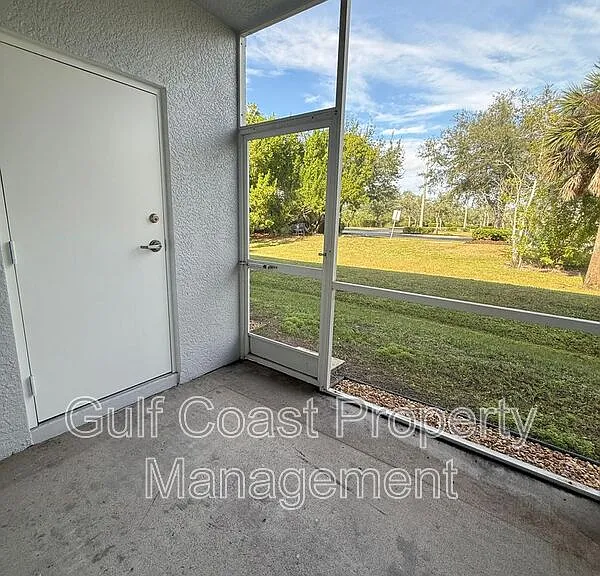 8555 Bernwood Cove Loop #103 — Photo 21
