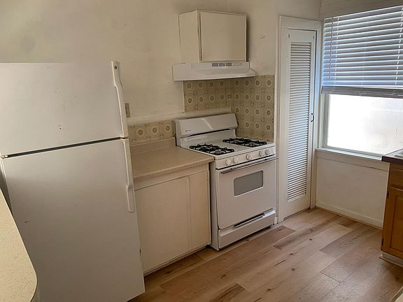 3rd image of 739 Cortland Ave