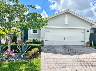 561 NE 6th Pl, Florida City, FL 33034