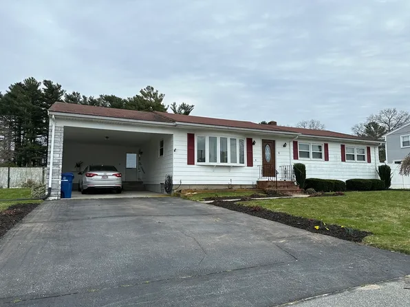 10 Agnes St, New Bedford, MA 02745