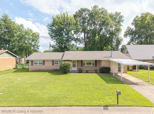 121 Dartmouth Ln, Fort Smith, AR 72908