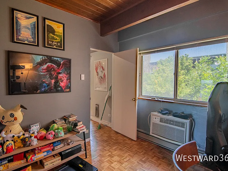 4334 N Clarendon Ave #310 — Photo 11