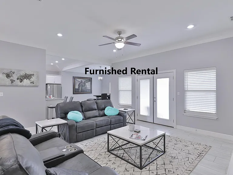 3126 Oakley St — Photo 8