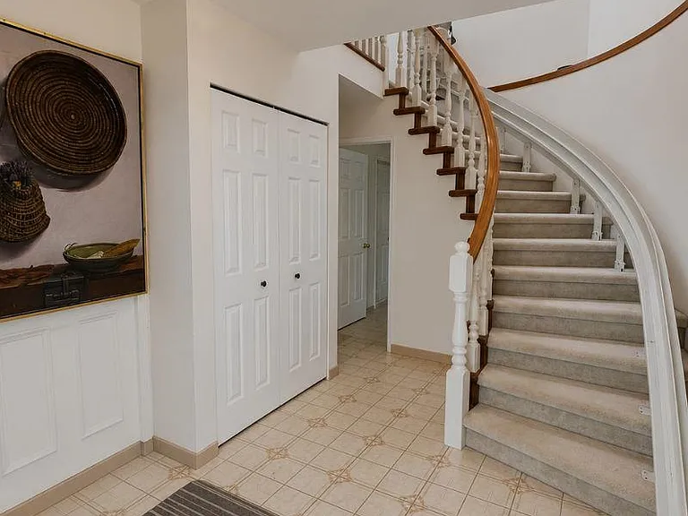 4817 Georgia St — Photo 18