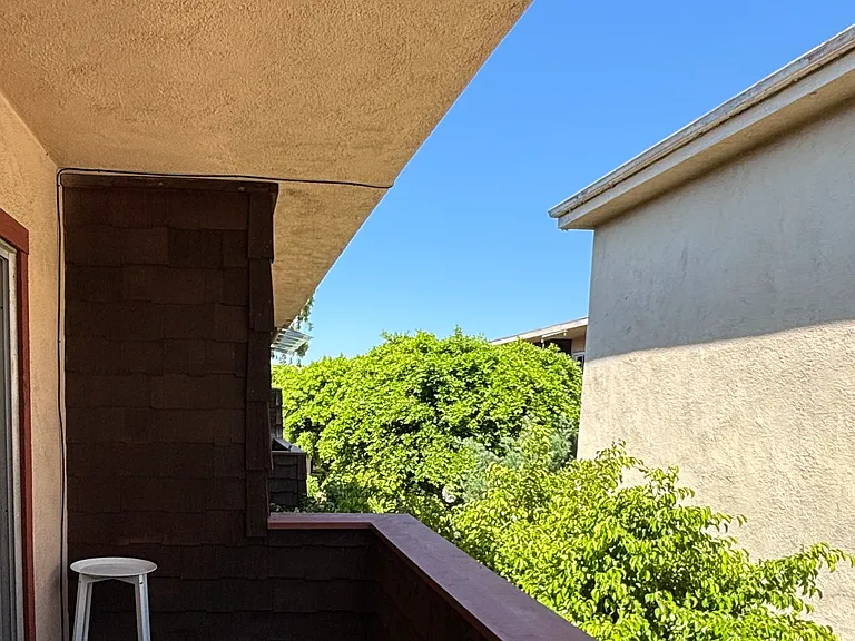 5400 Newcastle Ave #66 — Photo 3