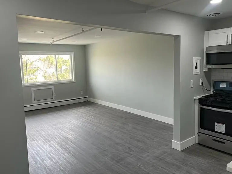 520 Beachway Ave #1B — Photo 3