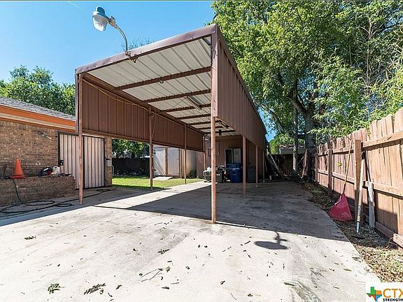 2nd image of 614 Cedar Dr