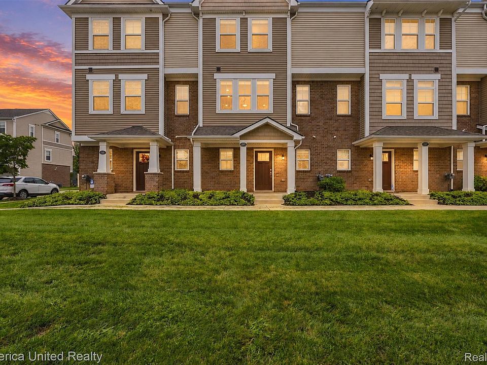 1st image of 161 Monument Ln