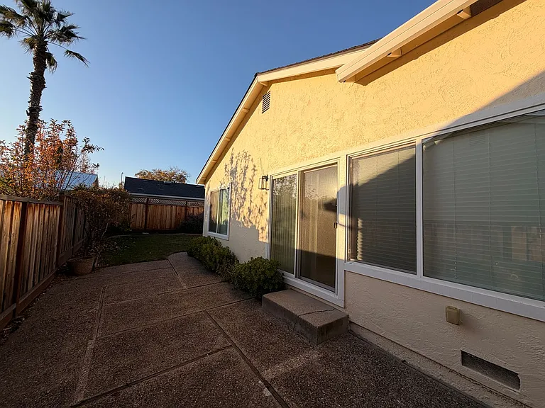 5929 Mabie Ct — Photo 23