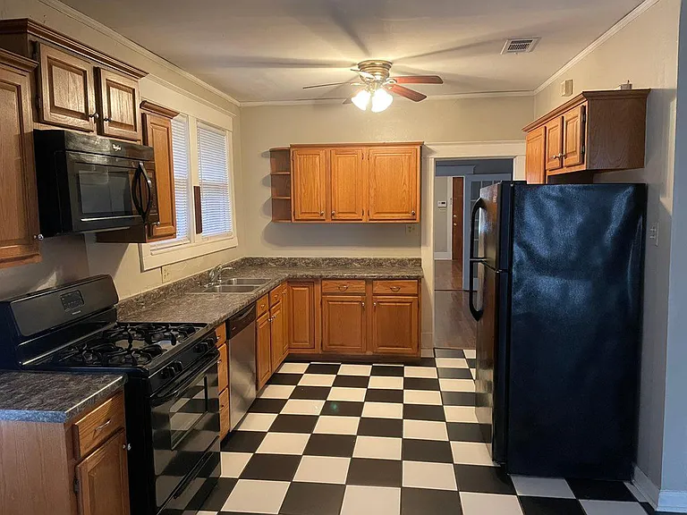 719 Maury St — Photo 4