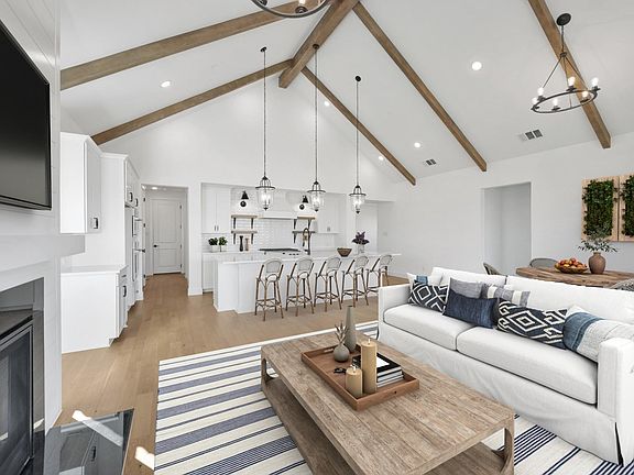 4th image of 2603 Ackley Ln