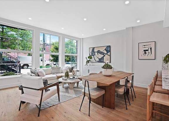 4th image of 1712 10th Ave #1E