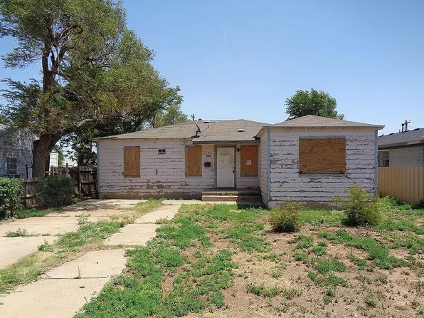 1002 N Hayes St, Amarillo, TX 79107