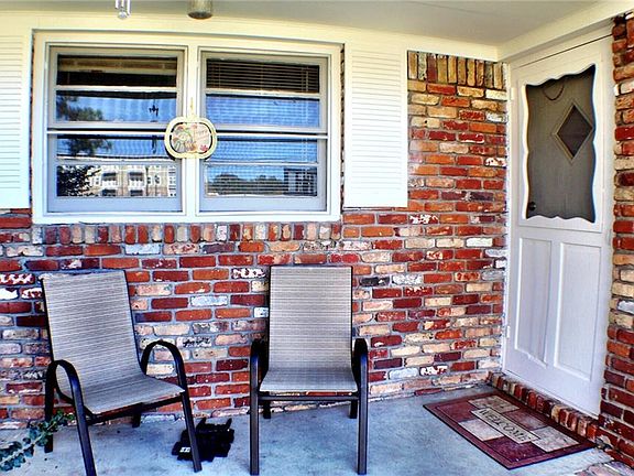 2nd image of 1073 Wisteria Dr SW