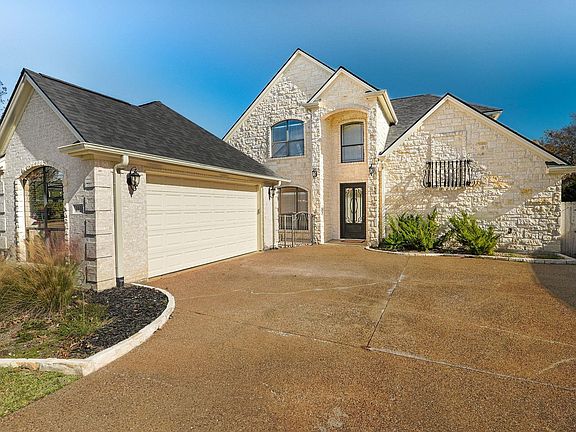 2nd image of 2468 Stone Castle Cir
