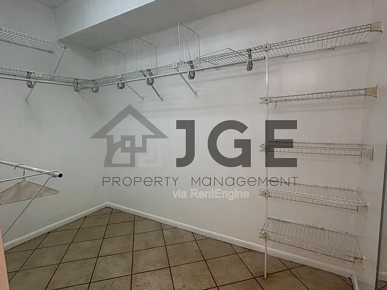 12600 Sw Ct #5-208L — Photo 13