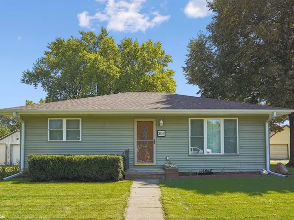 303 5th Ave, Sully, IA 50251