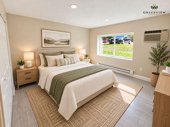 5th image of 10 Greenview St #14-013
