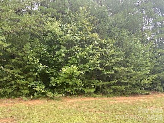 5th image of 241 Ashmore Cir
