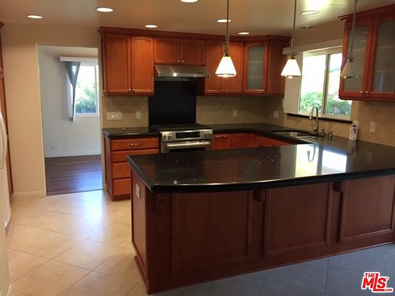 4th image of 1295 El Hito Cir