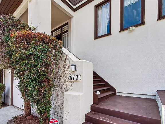 5th image of 617 Boulevard Way