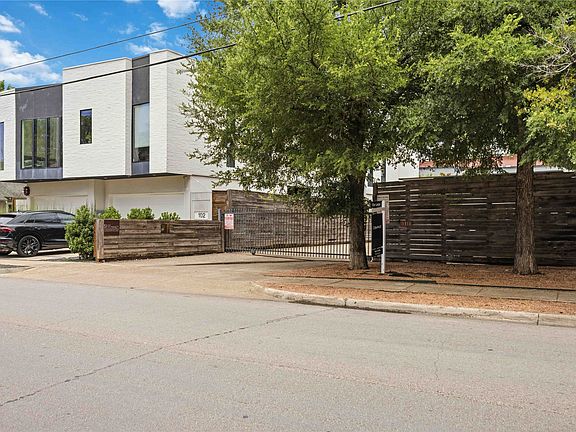 3rd image of 5111 Manett St APT 207