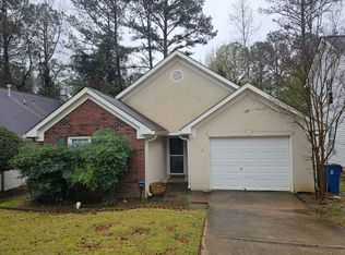 702 S Fairfield Dr, Peachtree City, GA 30269