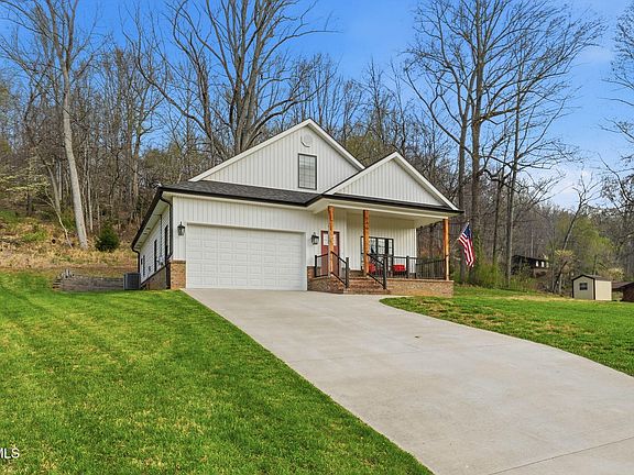 3rd image of 416 Pettyjohn Rd