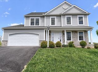 7050 Beaver Spring Rd, Harrisburg, PA 17111