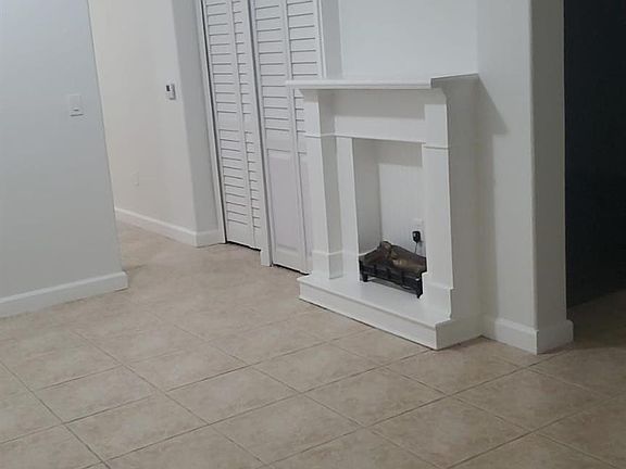 2nd image of 2551 SE 16th Ter Unit 109