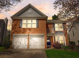 255 Leasingworth Way, Roswell, GA 30075