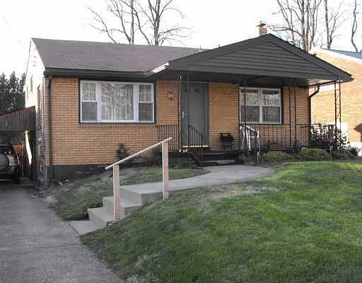 527 California Ave photo 1