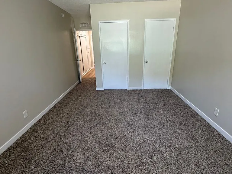 Stone Gate Apartments — Photo 46