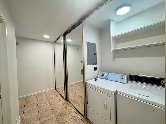 79 Antigua Ct — Photo 31