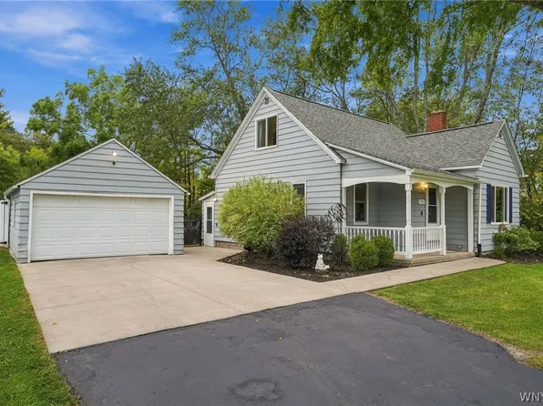 9521 Greiner Rd, Clarence, NY 14031