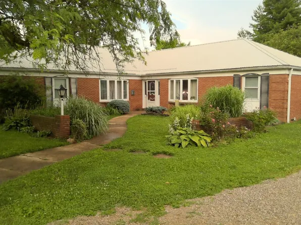 231 Lawrence St, Bellevue, OH 44811