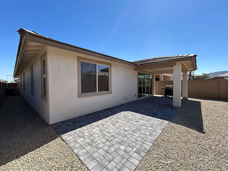 20268 W Montecito Ave — Photo 24