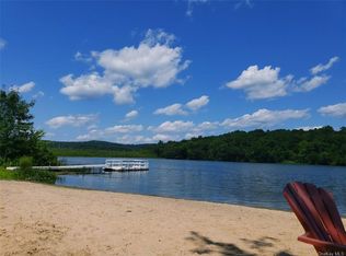 225 Lake Shore Dr, Mahopac, NY 10541