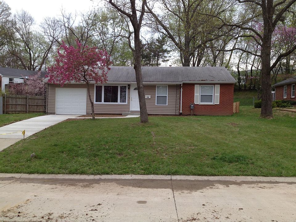 1st image of 558 Eastwood Dr