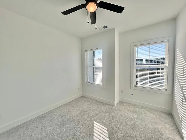 1533 Patchings Ln — Photo 17
